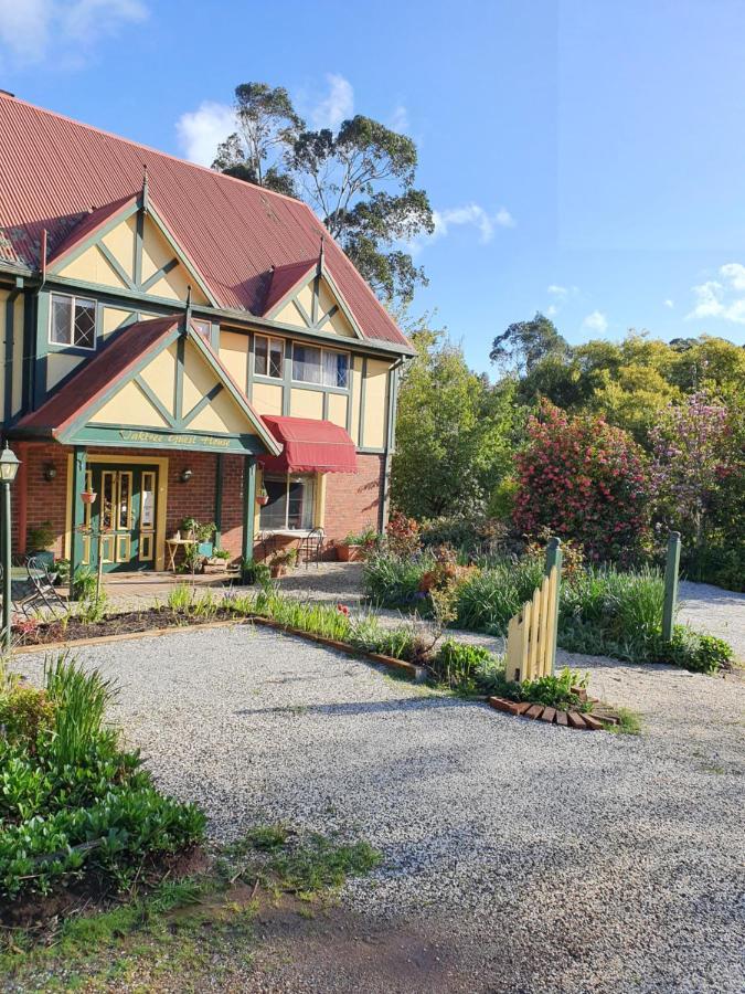 Oaktree Guest House Narbethong Exterior photo