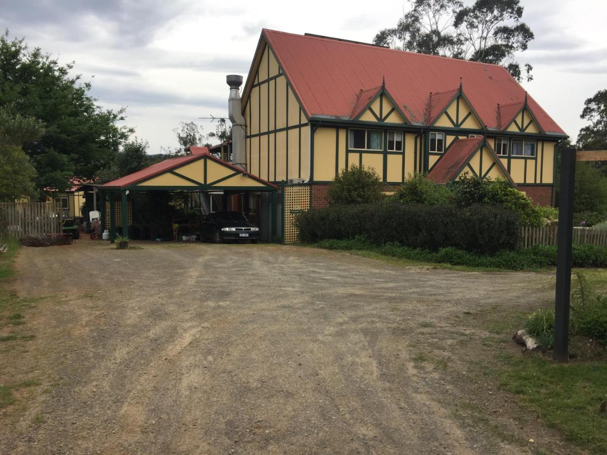 Oaktree Guest House Narbethong Exterior photo